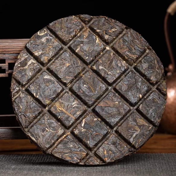 

(Grade A) Teh Pu Erh Bu Lang Shan Raw/sheng/mentah 2019 100gram