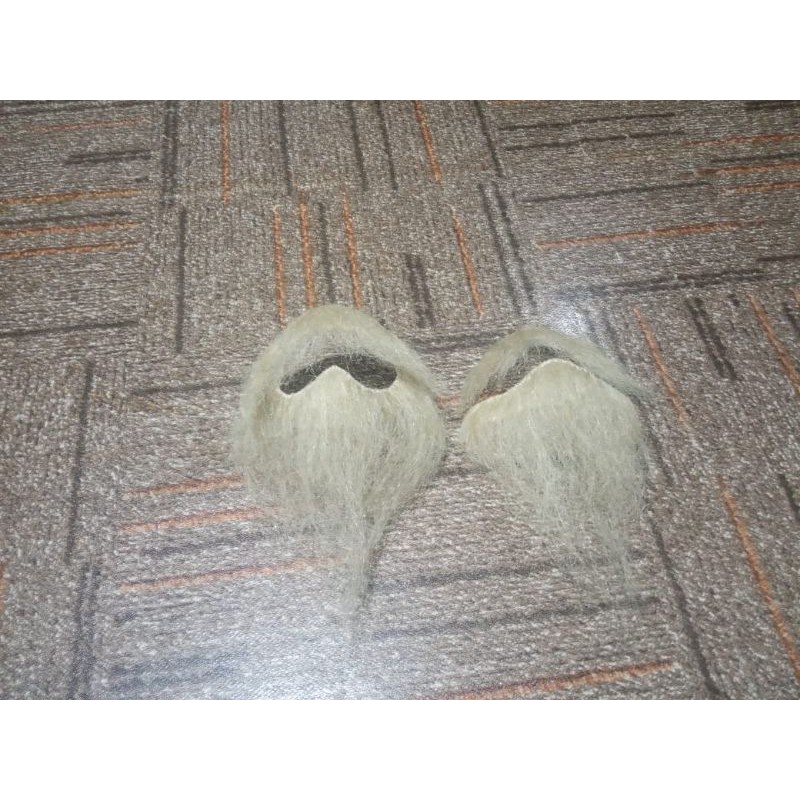 

kumis lengser