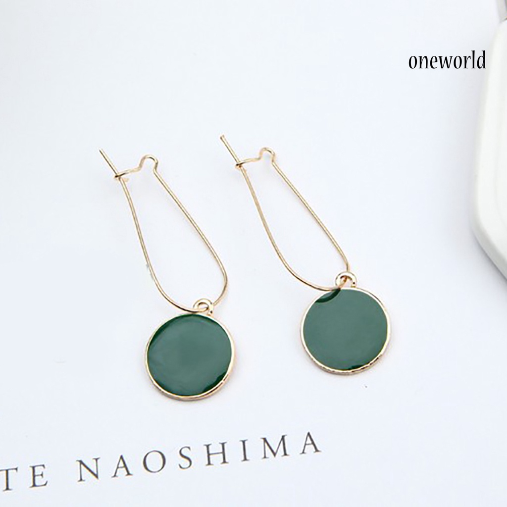 OW@ 1 Pair Earrings Elegant Wear-resistant Circle Shape Green Circle Earrings for Party