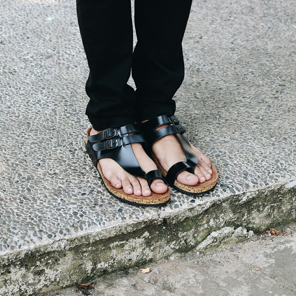 ALFARO BLACK |FORIND x Zensa| Sendal Jepit Tali Kulit Simpel Kayu Pria/Cowok/Men - Sandal - Footwear