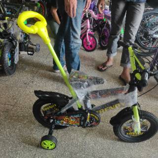 Sepeda anak 12 inch Centrum Trendy dorongan stir BAN Sepeda anak 12 inch Centrum Trendy dorongan stir BAN