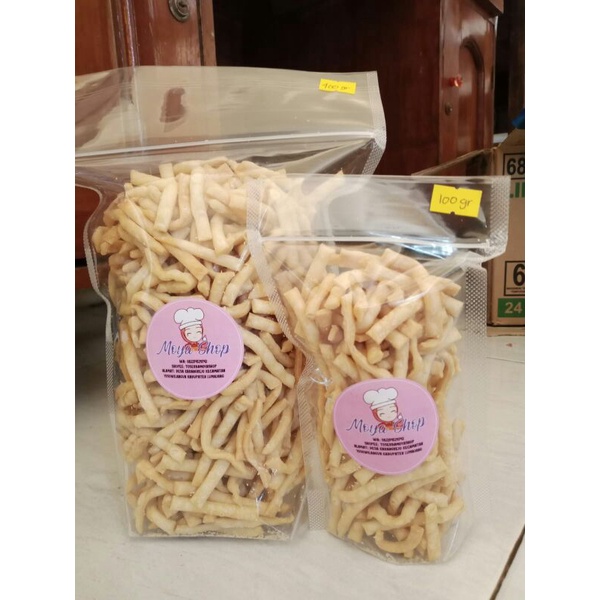 

KUE BAWANG/STIK BAWANG HOME MADE RASA ORIGINAL BAWANG/SELADRI/JERUK PURUT (PESAN=KAMI BUATKAN=FRESH)