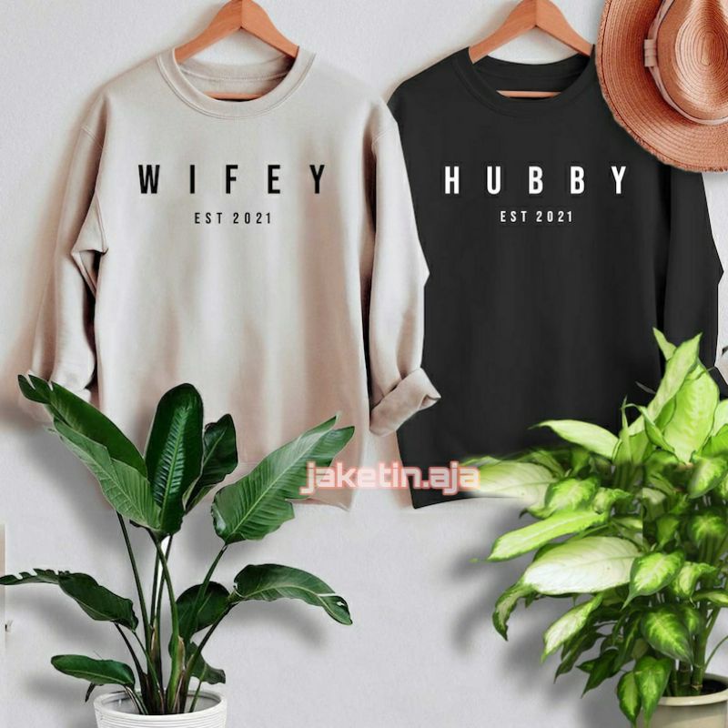 (S - 6XL)Sweater HUBBY WIFEY(CUSTOM TAHUN) DAY NIGHT KING QUEEN BIGSIZE OVERSIZE Crewneck COUPLE Jumbo Sweatshirt Korean Harajuku Women Fashion Matching Mom Dad