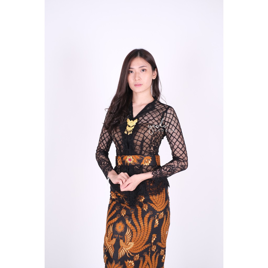 Setelan Kebaya Bali jadi Hitam Kartini lengan panjang | Rok Span Batik