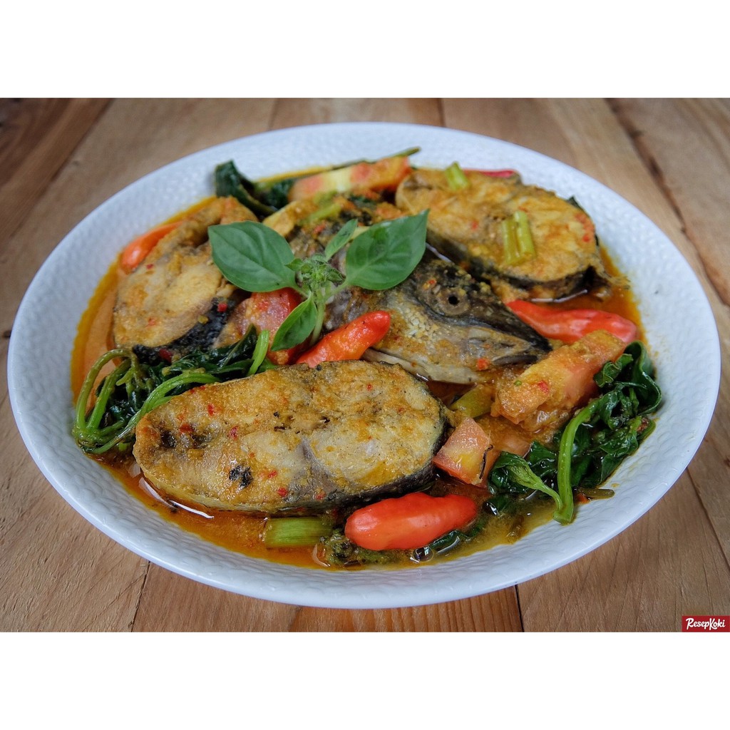 

Lauk Ikan masak Woku Enak, halal tanpa MSG