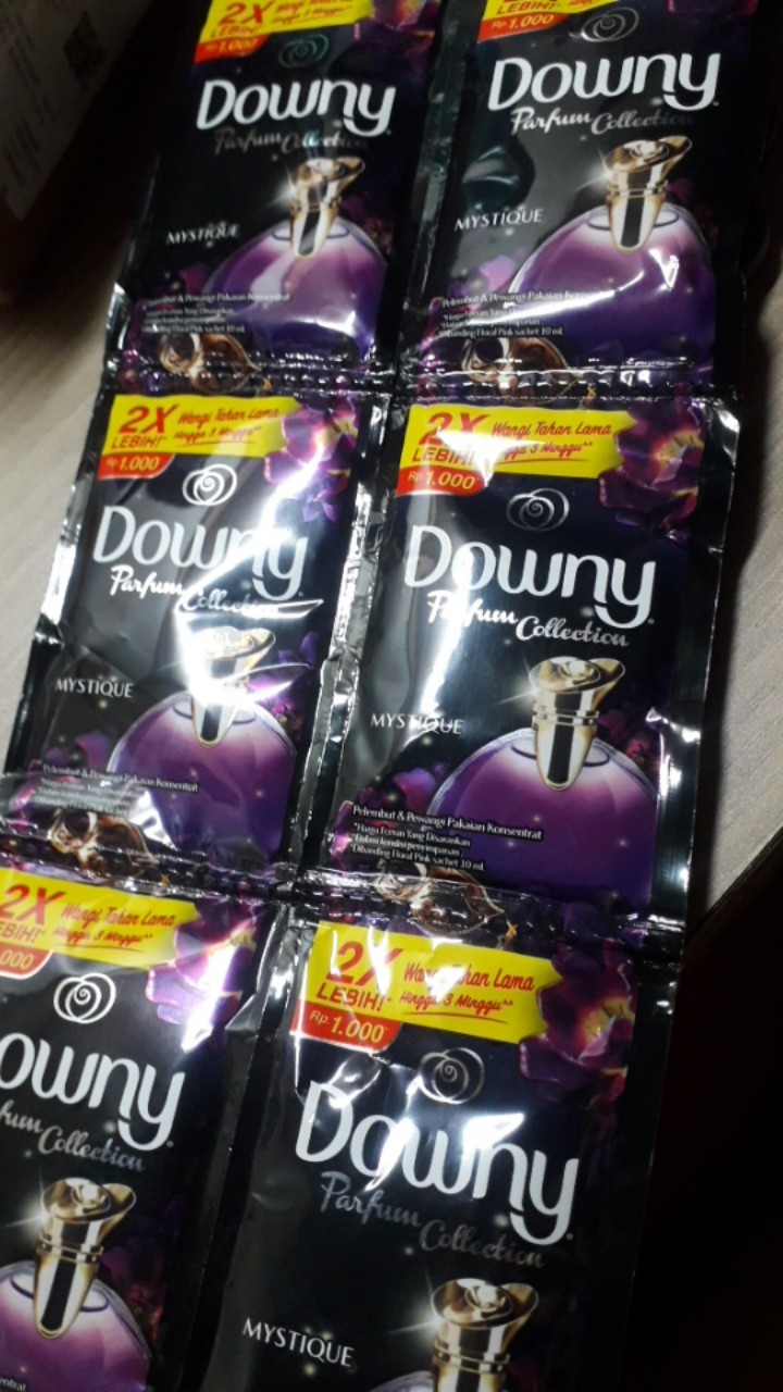 Pewangi Downy @1000 Isi 12pcs
