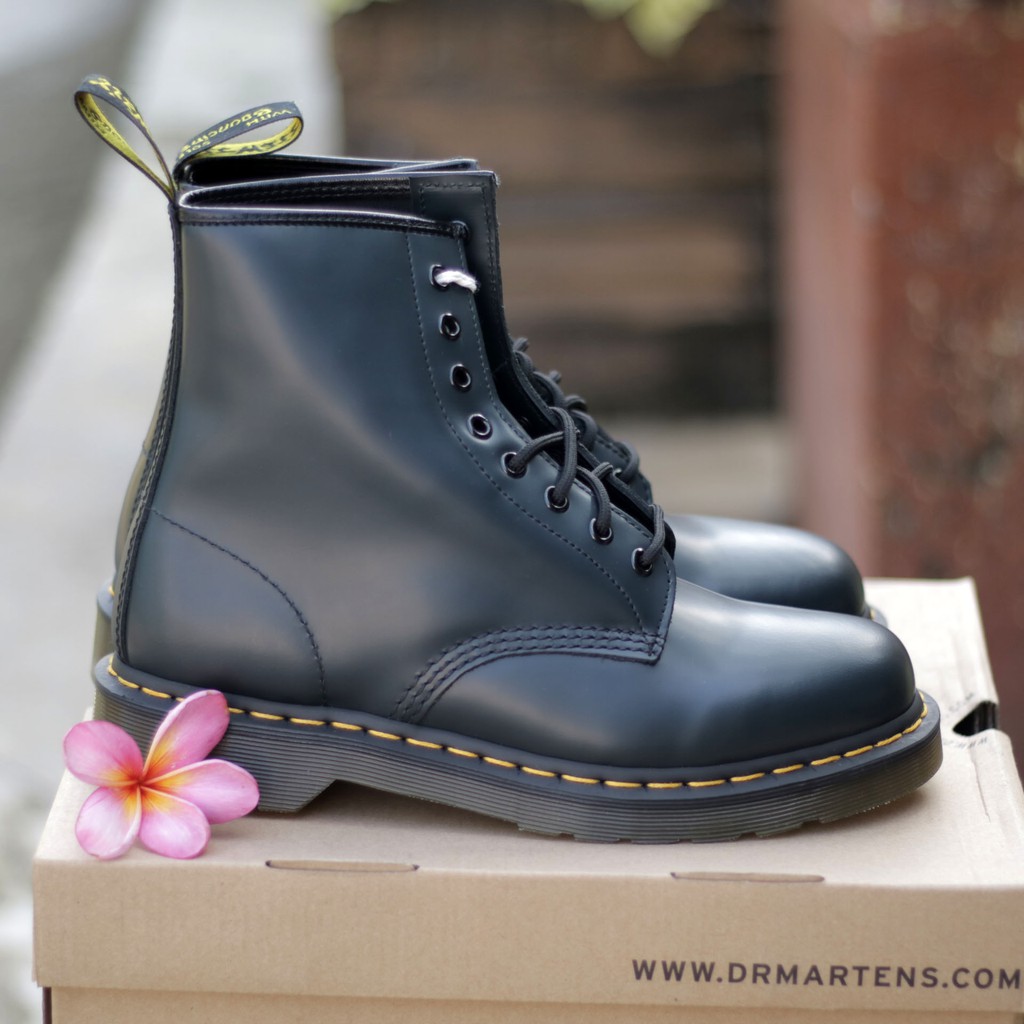 doc martens 1460 black