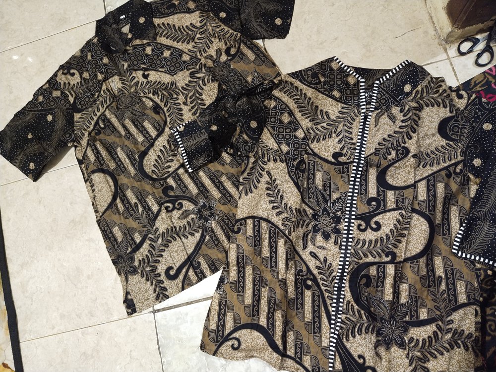 Atasan Batik Dolby Dolbi Dobby Doby Tenun Sutra Tulis Halus Katun Atbm Baron ,sarombit Atasan