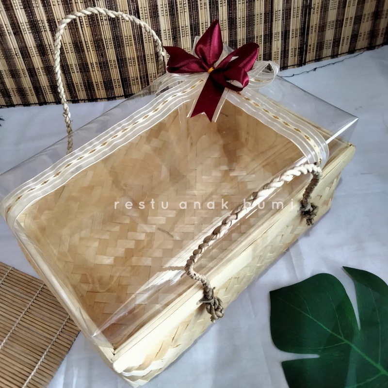 

Promo kemasan hantaran Besek Bingkisan 20x30/hantaran/nikahan/seserahan/hampers/bingkisan/wedding/hadiah/giftbox/keranjang/wadah makanan/gift/sembako/roti/cake/nasi/catering/nasi box/food/lamaran/tradisi/craft