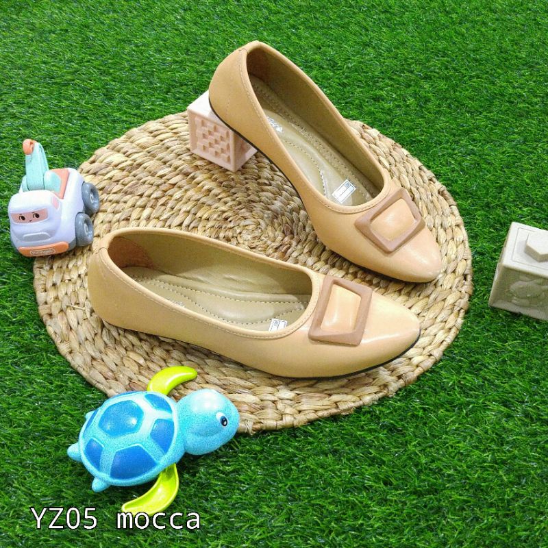 Borneo Sepatu  wanita Flat Flatshoes  YZ05 YZ07  RZ32 RZ21