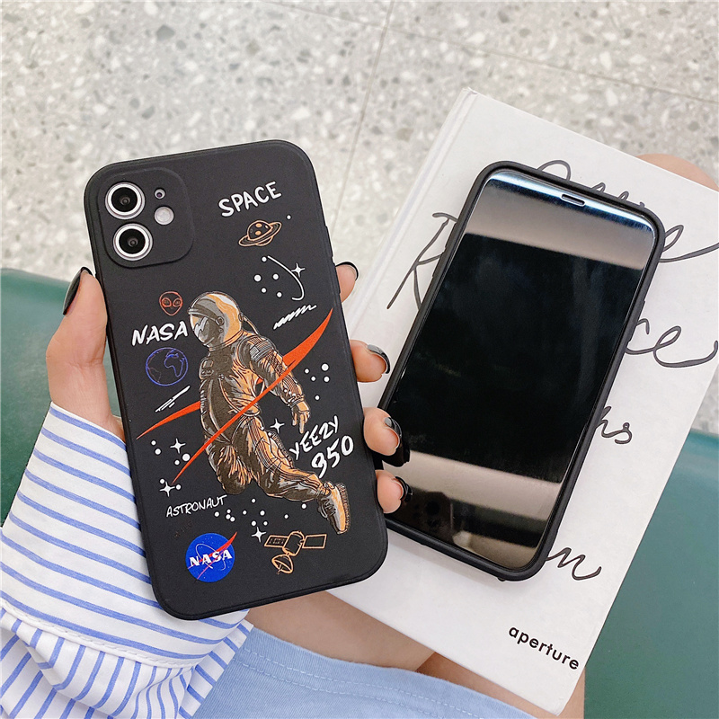 Silikon Soft Shell Tepi Lurus Spaceman Casing Ponsel Cocok untuk iPhone12 Pro Max 11 Pro Max Xs Man XR XR 7/8 / SE 7 Plus / 8 Plus 6 Plus Tahan Guncangan Semua Termasuk Casing Pelindung