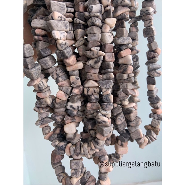 KERIKIL BESAR Batu alam SOFT WHITE JASPER 2cm bahan gelang kalung akik