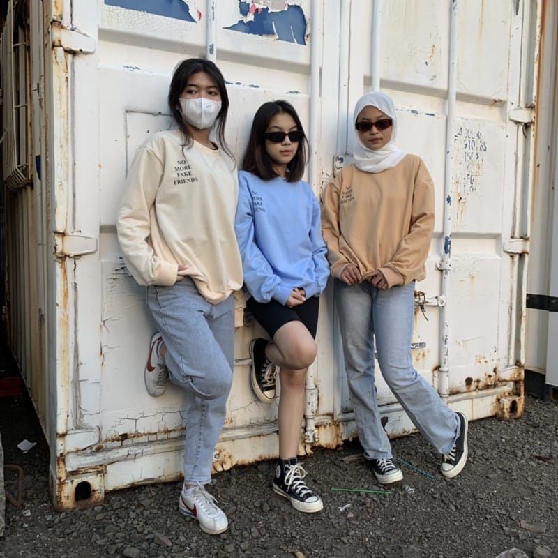 [COD] CREWNECK NO MORE FAKE FRIENDS OVERSIZE BAHAN FLEECE KATUN