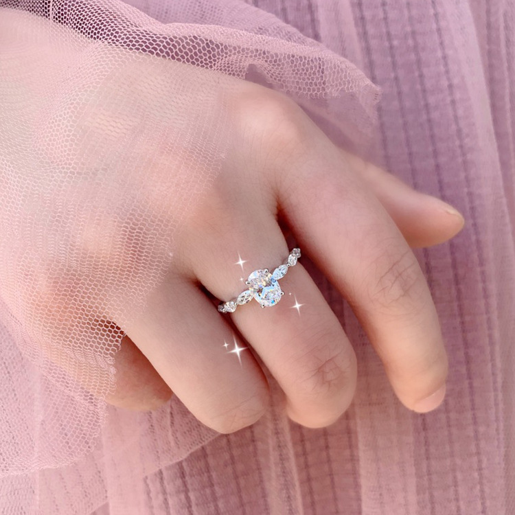 Cincin Moissanite Bahan 925 Silver Untuk Wanita