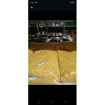 

kacang hijau kupas repack