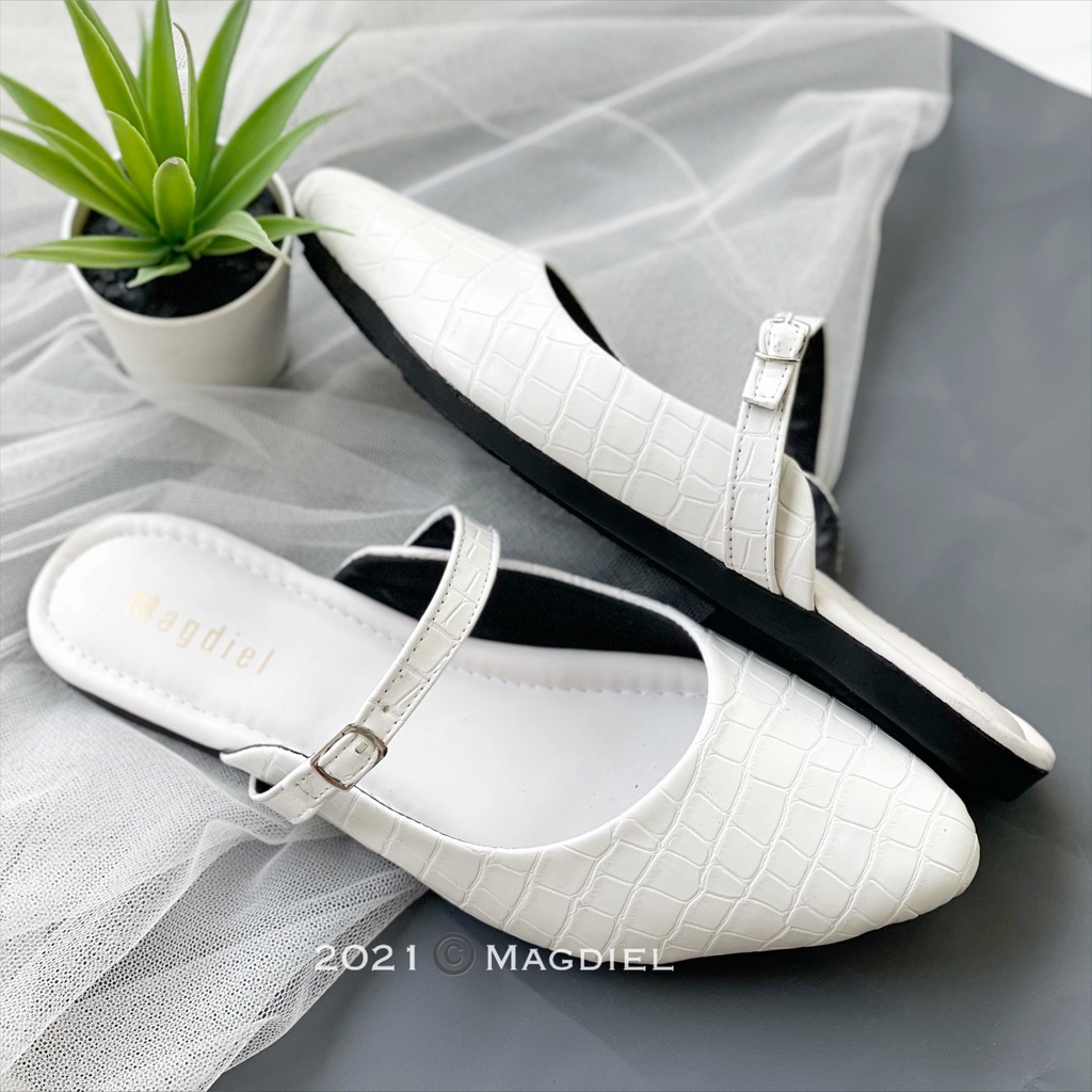 Magdiel - Venezia Slip On Wanita Sol Karet