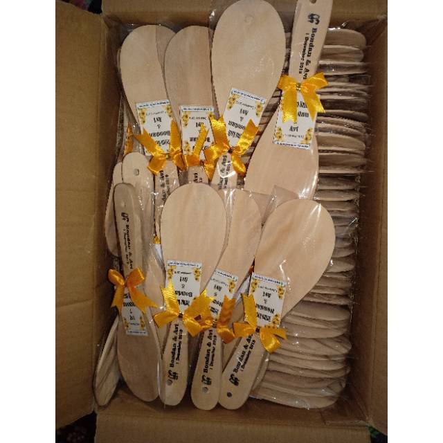 souvenir murah pernikahan centong nasi sovenir centong kayu isi 200
