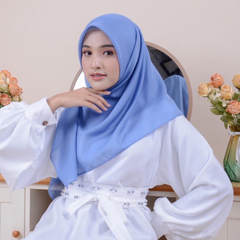 Reisha Hijab Segi Empat Katun Voal Paris Premium