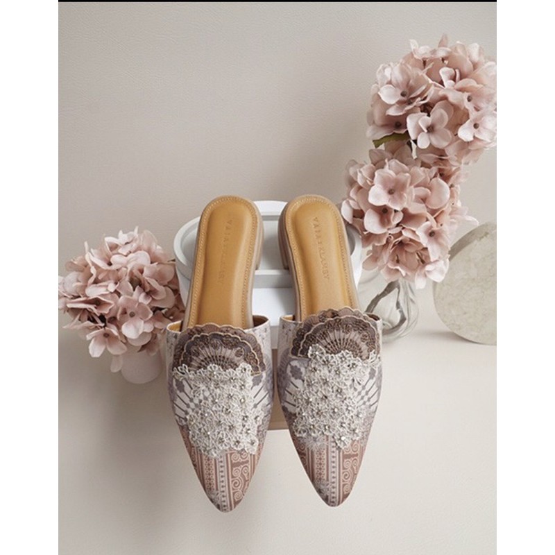 [READY STOCK] Lavinia Mules by Wearing Klamby X Vaia