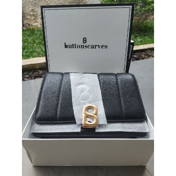 Ready Nora Bag Button Scarves