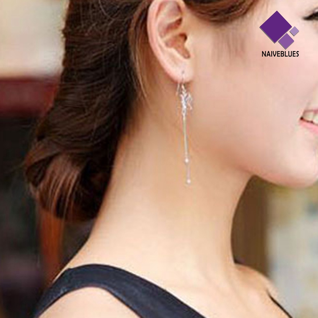 Anting Kait Rantai Panjang Desain Butterfly Menjuntai Bahan Alloy Untuk Wanita