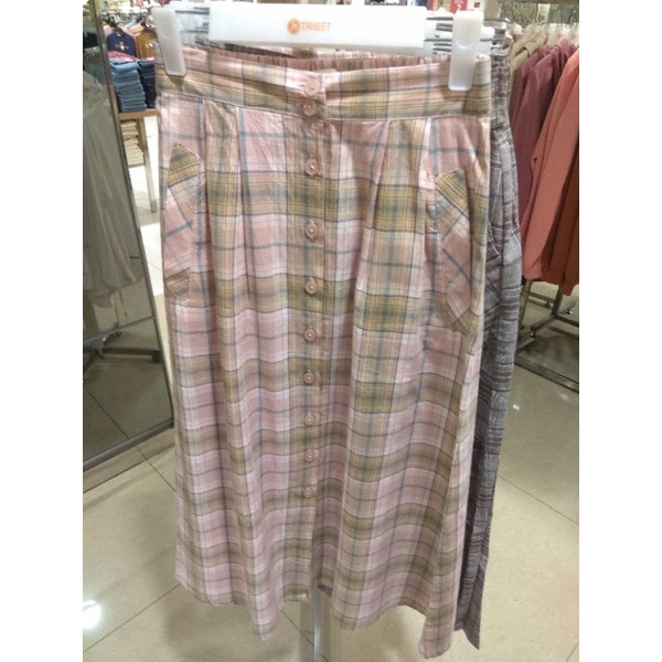 Rok wanita Triset New