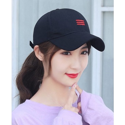 Topi trendy untuk wanita/pria SIMPLE STRIP baseball hat
