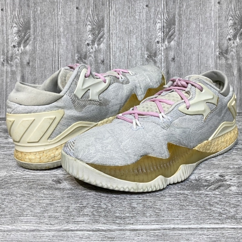 Sepatu Adidas Crazylight Boost 2016