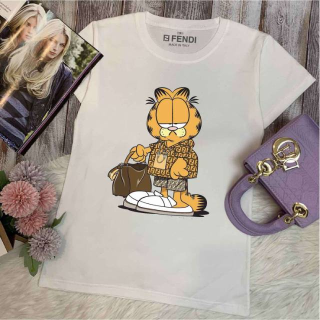 KAOS WANITA // FENDI