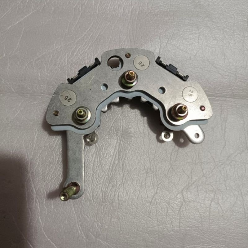 Dinamo Diode Dinamo Ampere Mobil Isuzu Panther Asli