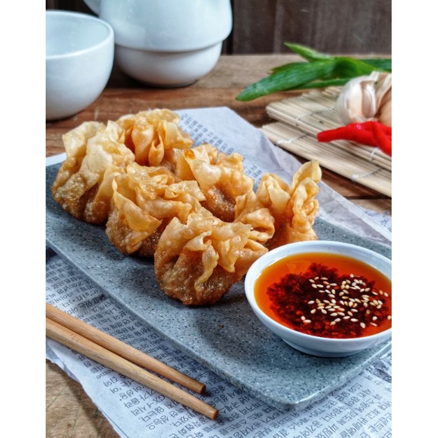 

Dumpling Goreng Saus Chili Oil