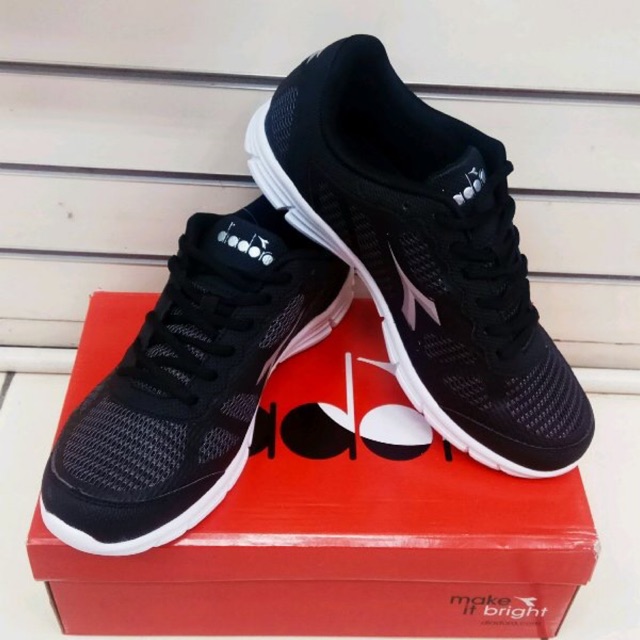 SEPATU DIADORA ERULA BLACK ORIGINAL