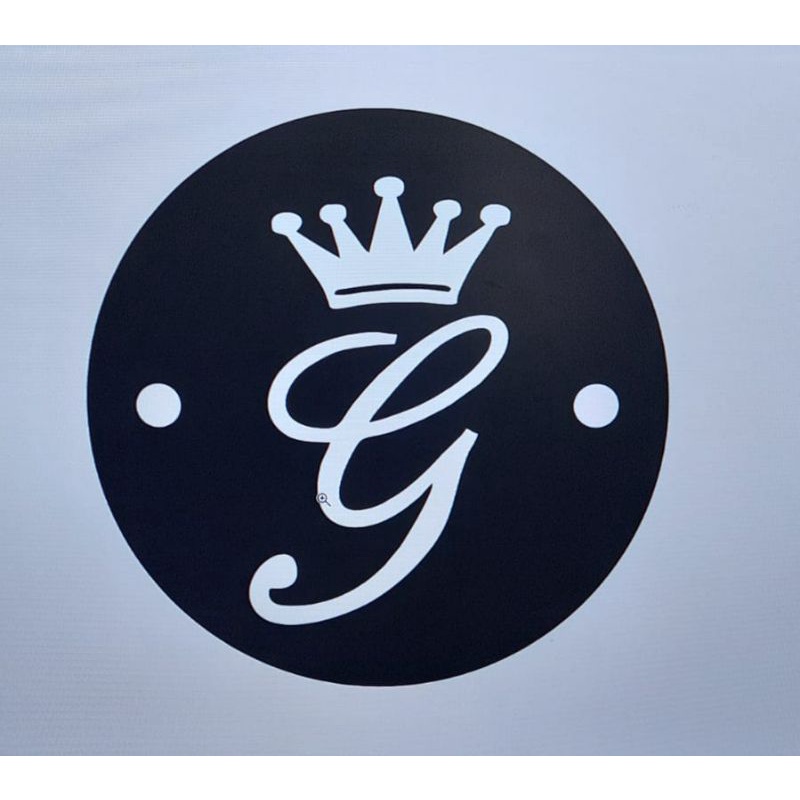 

label akrilik G hitam, ukuran 2x2 cm, 50 pcs