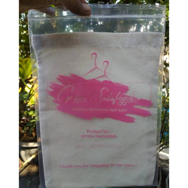 

Plastik klip + sablon 1 sisi Murah