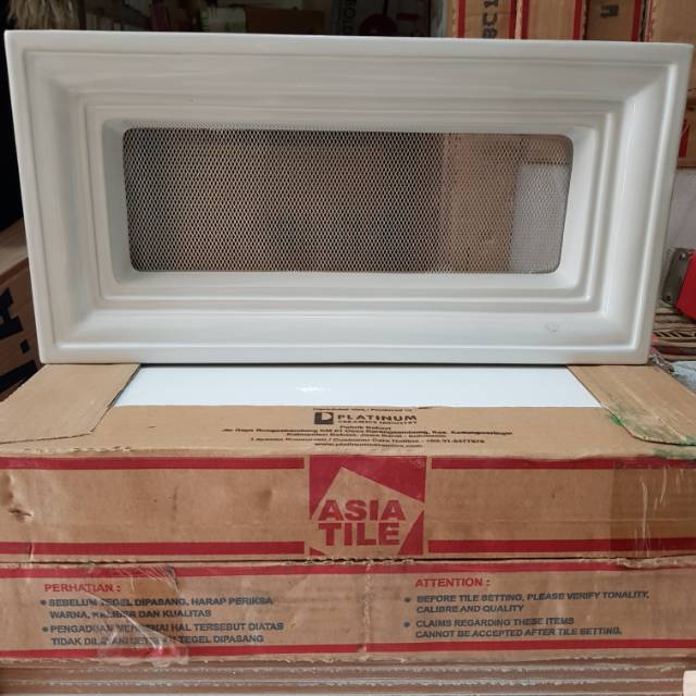 lubang angin roster keramik kawat nyamuk 20x40x7cm