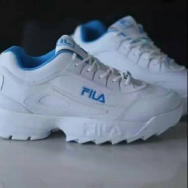 Sepatu fila sneker kets putih list biru