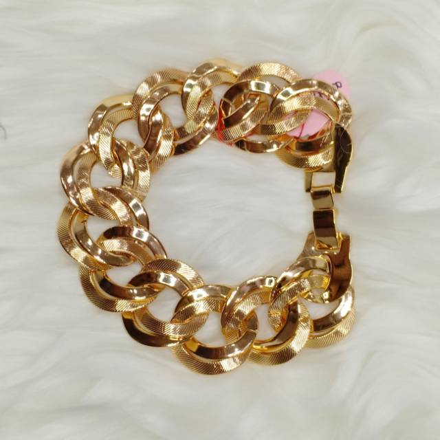 Gelang rantai lapis emas
