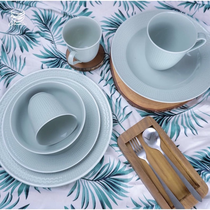 Piring keramik Murah / Piring Premium / Piring Keramik Cantik / Piring Lusinan