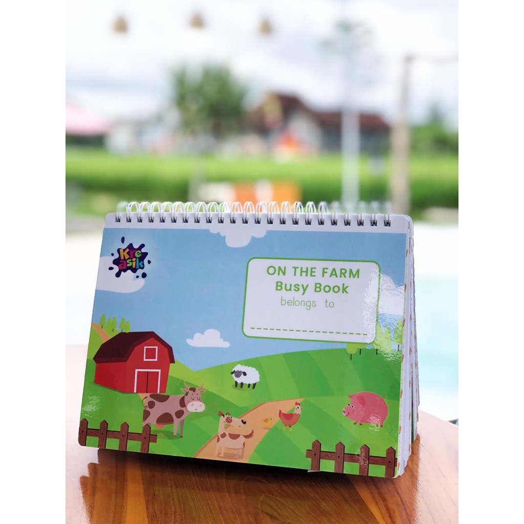 On the Farm Busy Book