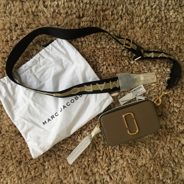 New Ready Original Marc Jacobs Snapshot in French Grey
