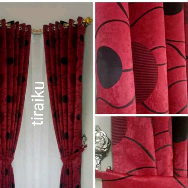 Gorden blackout motip bolak balik merah marun tinggi 2mtr