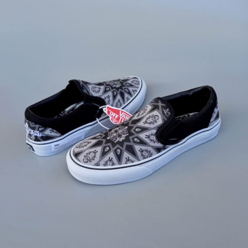 VANS SLIP ON MASTODON BLADE CATCHER