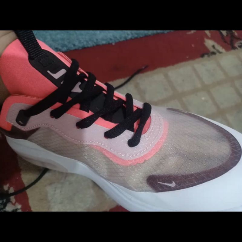 SEPATU NIKE AIR MAX DIA SE QS