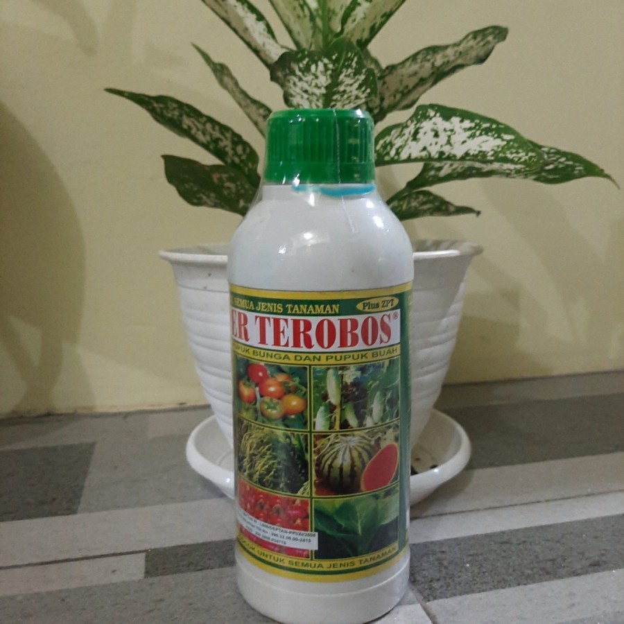 Pupuk Super Terobos Untuk Daun Bunga dan Buah 500ML