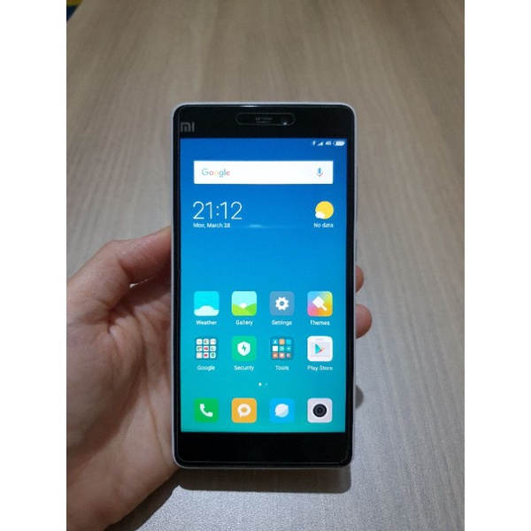 Preloved handphone hp second Xiaomi Mi4i 16GB RAM 2GB putih
