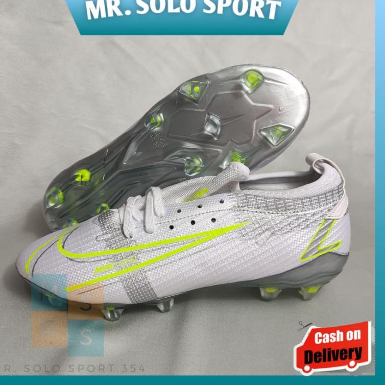 STAR BRANDS Sepatu Bola Nike Mercurial Semi Boot Warna Putih Kombinasi Hijau Stabilo - Sepatu Bola B