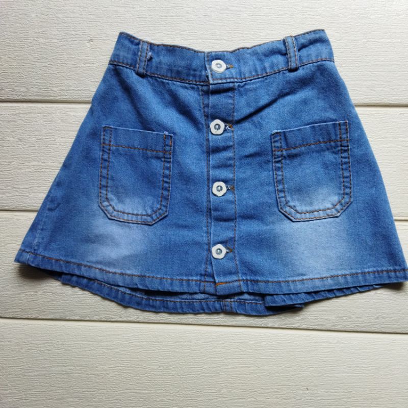 ROK JEANS ANAK PEREMPUAN FARIASI KANCING DEPAN