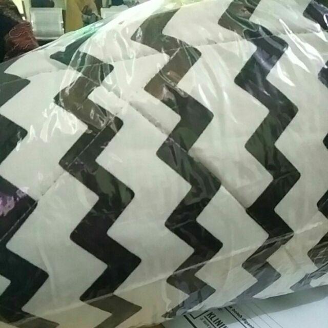 Tipidee - Paket Sarung Bantal Sofa 4