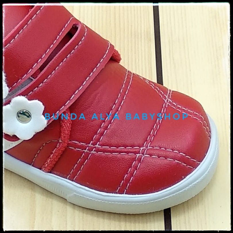 Sepatu Anak Perempuan Usia 1 2 3 4 Tahun Size 22 - 30 Alas Karet MERAH - Sepatu Anak Cewek Anti Licin Alas Karet