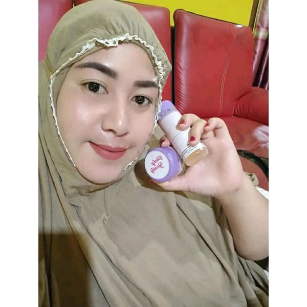 cream pinky beauty normal